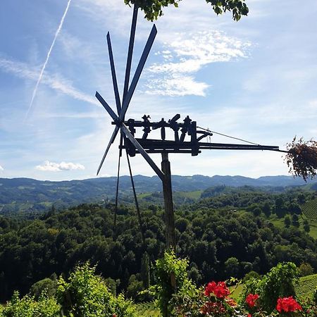 Ferienwohnungen Kres Gamlitz Exterior foto