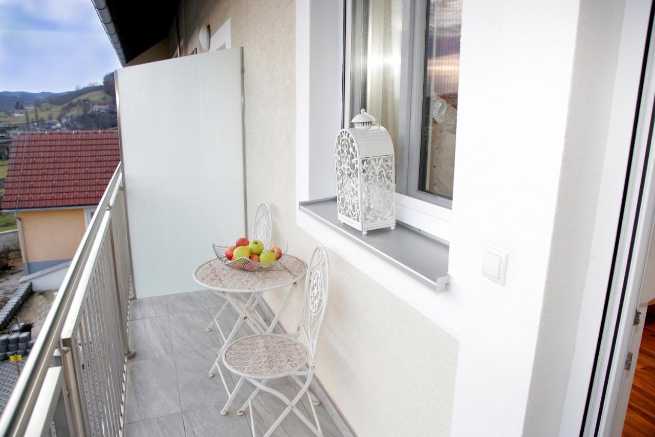 Ferienwohnungen Kres Gamlitz Exterior foto