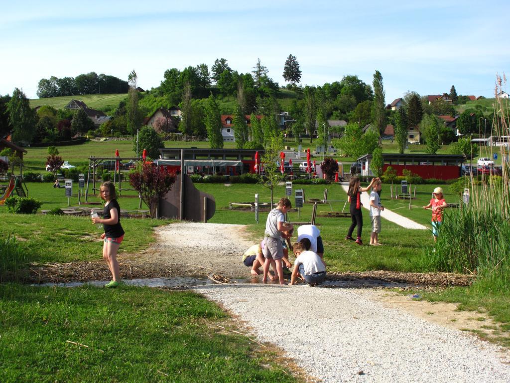 Ferienwohnungen Kres Gamlitz Exterior foto